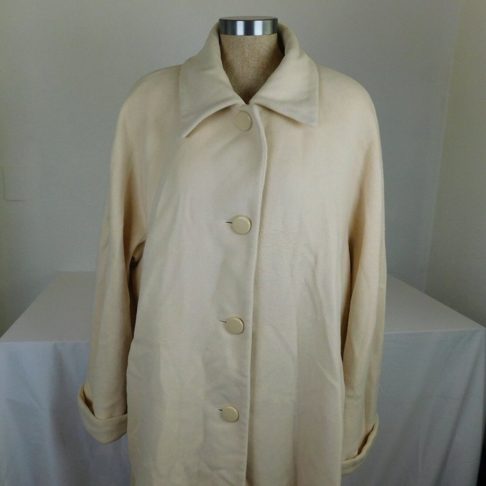Fleurette Women Ivory Long Lined Coat 4 Piece Button Collared Vintage USA FLAW
